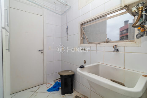 Image 27 - 1019333