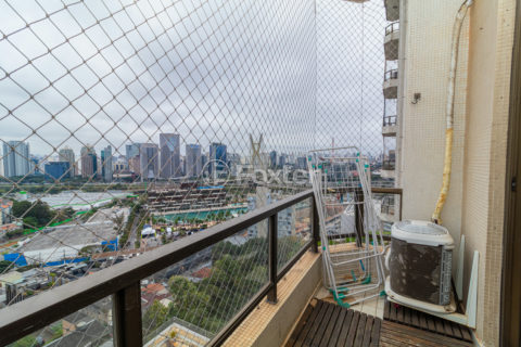 Image 7 - 1019333