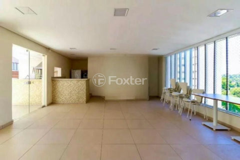 Image 17 - 1019353