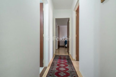 Image 8 - 1019383