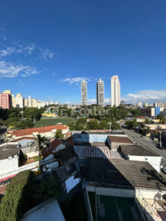Image 13 - 1019405