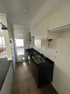 Image 11 - 1019405