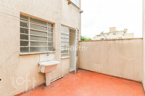Image 17 - 1019438