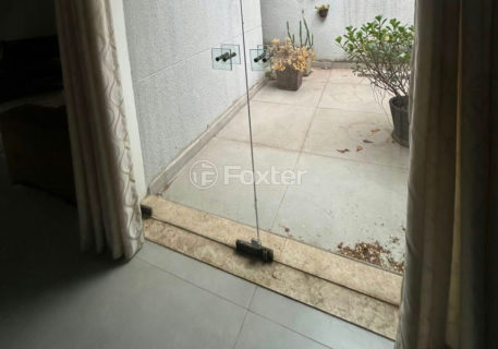 Image 12 - 1019452