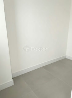 Image 14 - 1019495