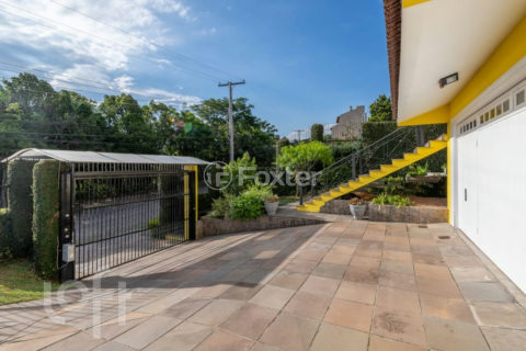 Image 39 - 1019519