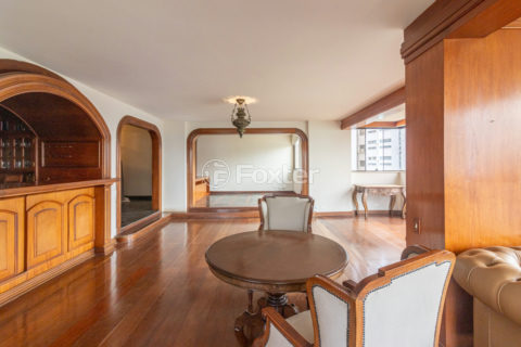 Image 9 - 1019528