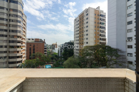 Image 18 - 1019528