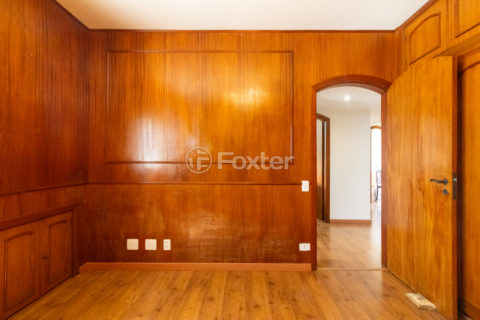 Image 33 - 1019528
