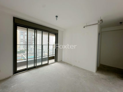Image 18 - 1019539