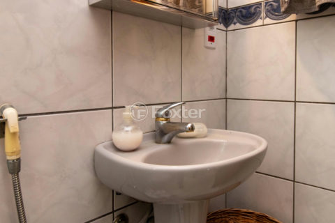 Image 35 - 1019541