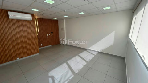 Image 4 - 1019546