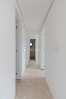 Image 10 - 1019577