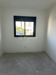 Image 2 - 1019577