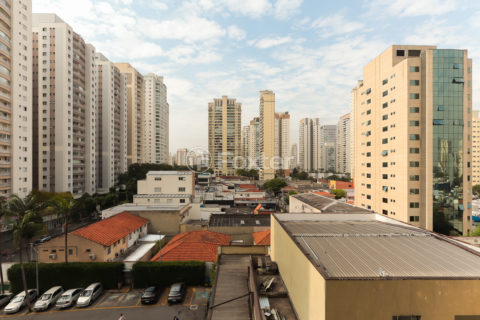 Image 19 - 1019582
