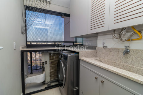 Image 31 - 1019586