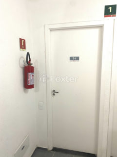 Image 17 - 1019596