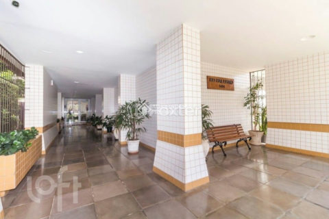 Image 20 - 1019615