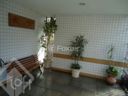 Image 21 - 1019615