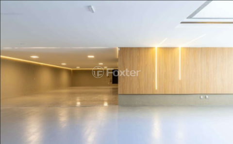 Image 10 - 1019670