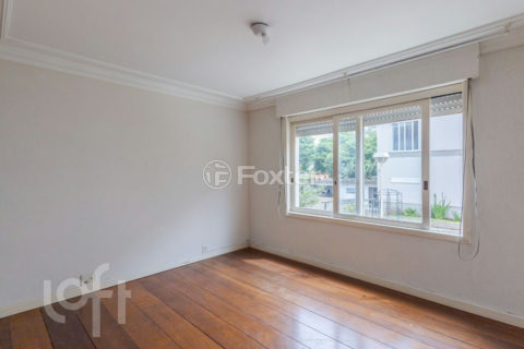 Image 28 - 1019683