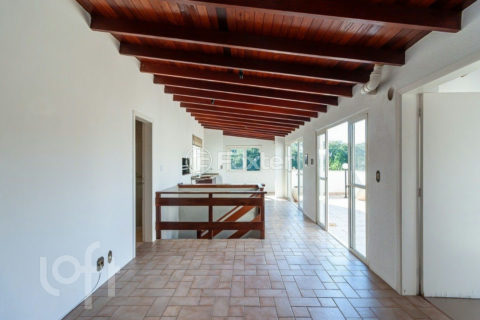 Image 23 - 1019698