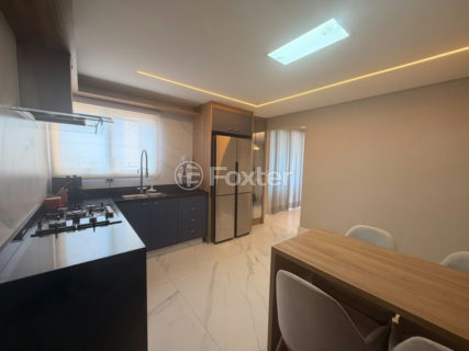 Image 7 - 1019710