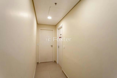 Image 16 - 1019770