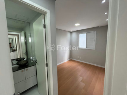 Image 6 - 1019821