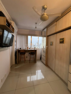 Image 15 - 1019839