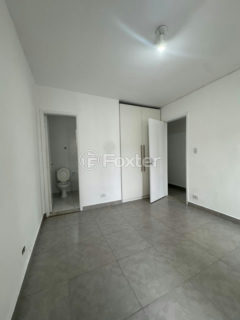 Image 11 - 1019849