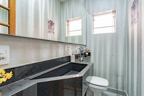 Image 3 - 1019861
