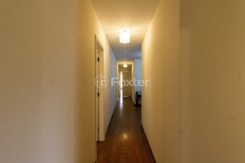 Image 30 - 1020034