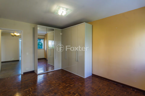 Image 34 - 1020034