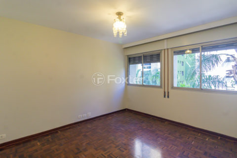 Image 27 - 1020034