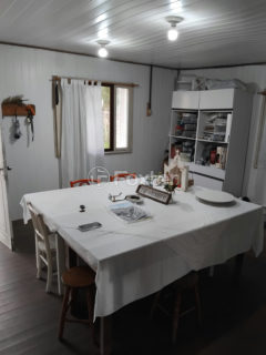Image 3 - 1020055