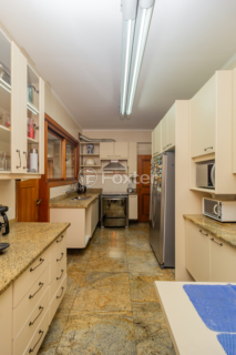 Image 40 - 102023