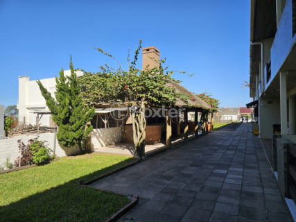 Image 14 - 1020236
