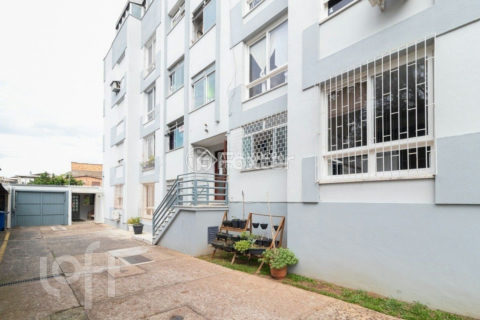 Image 39 - 1020347