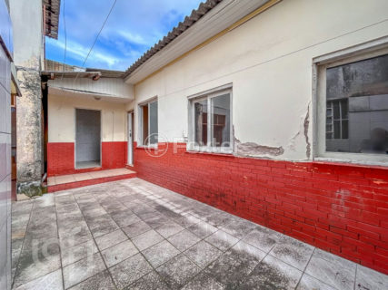 Image 35 - 1020356