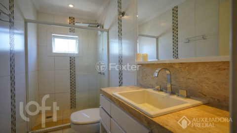 Image 32 - 1020365