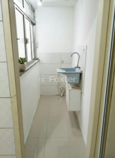 Image 7 - 1020496