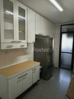Image 7 - 1020665