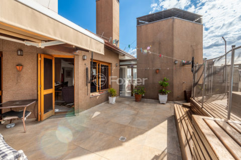 Image 34 - 1020686