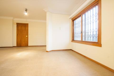 Image 38 - 102069
