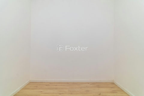 Image 4 - 1020713