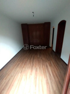 Image 30 - 1020776