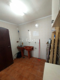 Image 10 - 1020776