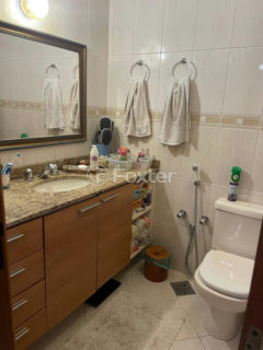 Image 1 - 1020780