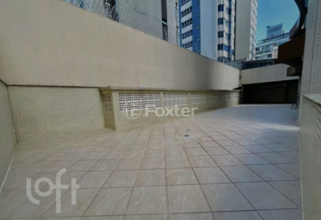 Image 7 - 1020825